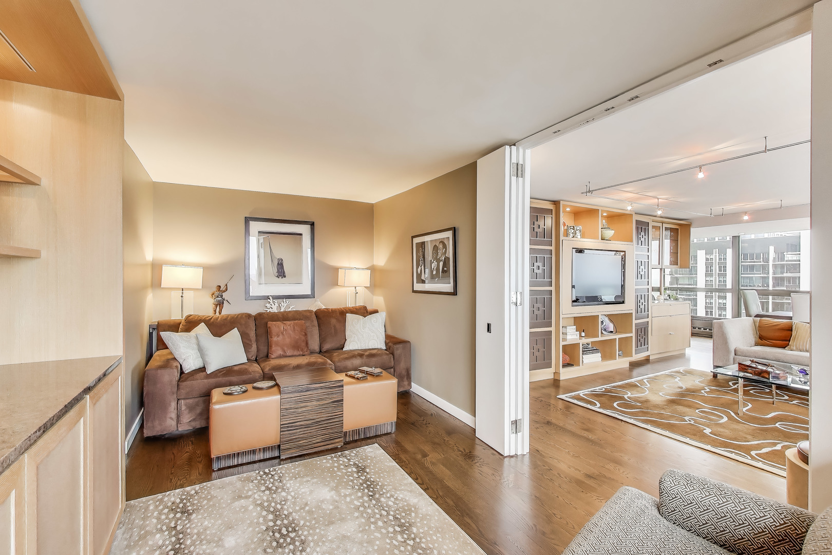 360 E Randolph St #3201