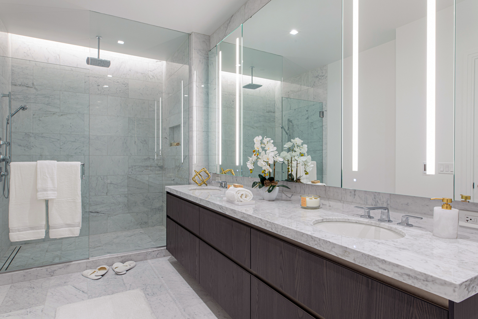 363 E Wacker Dr #6203 Chicago, IL 60601