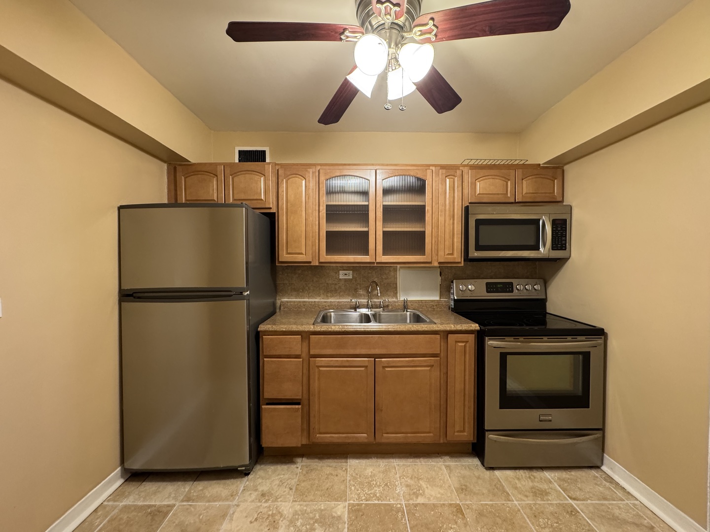 7337 S SOUTH Shr Dr #726 Chicago, IL 60649