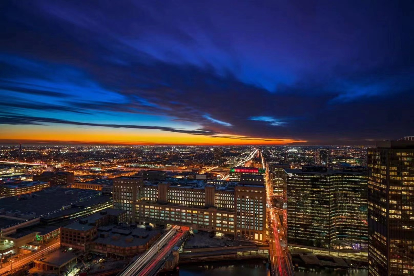 235 W VAN BUREN St #4214 Chicago, IL 60607