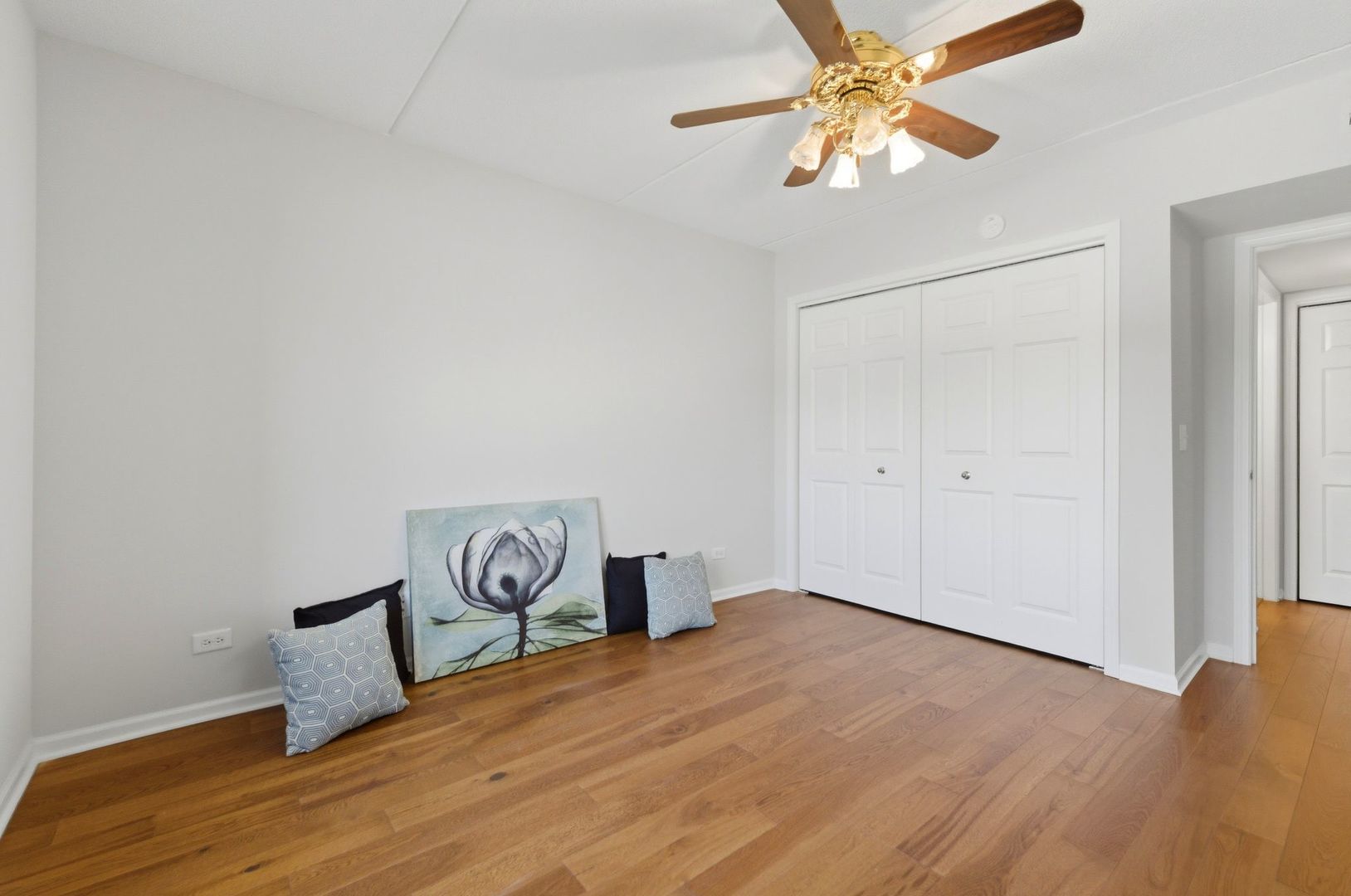 7011 W Touhy Ave #205 Niles, IL 60714