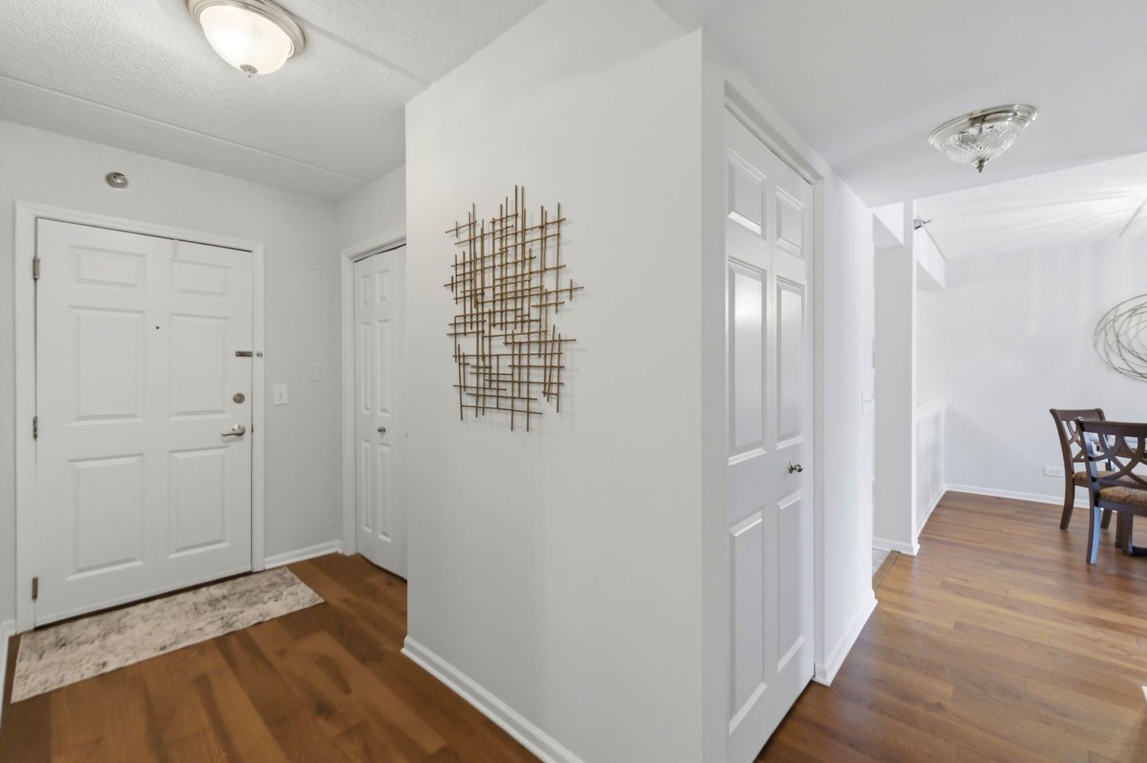 7011 W Touhy Ave #205 Niles, IL 60714