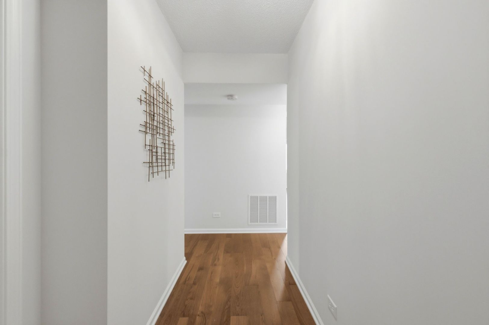 7011 W Touhy Ave #205 Niles, IL 60714