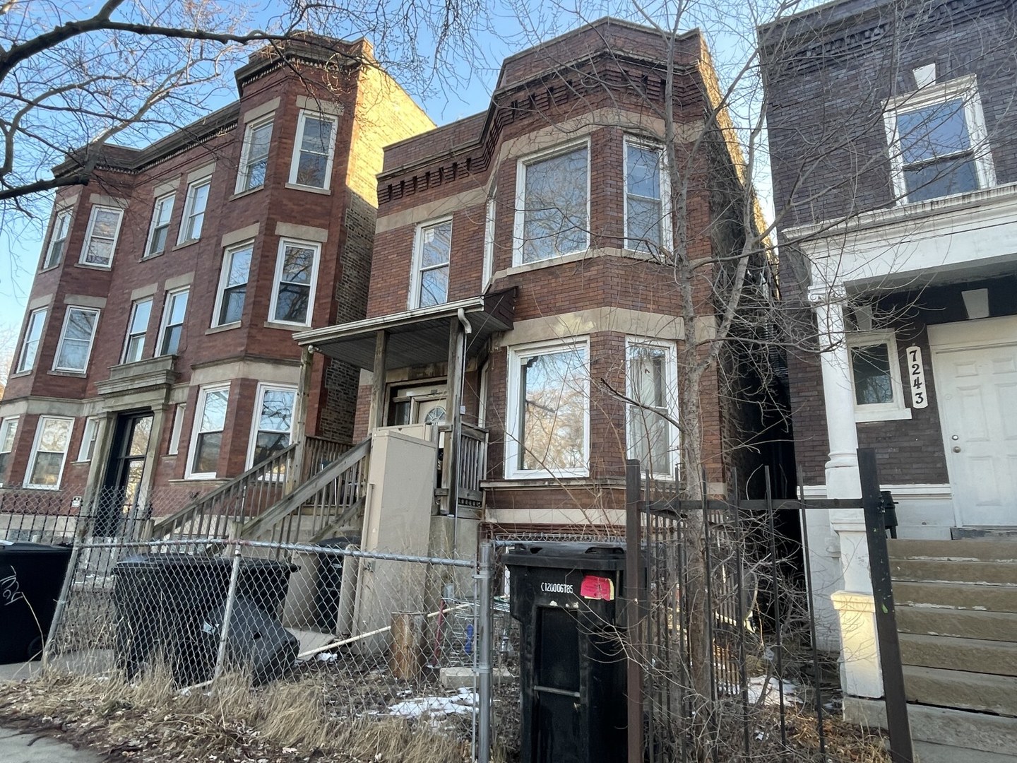 7241 S Yale Ave Chicago, IL 60621