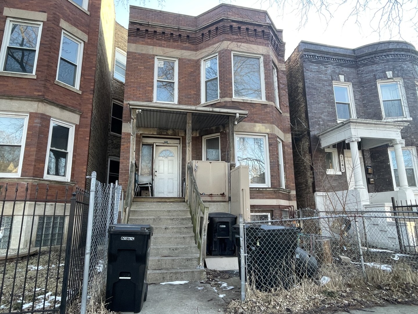7241 S Yale Ave Chicago, IL 60621