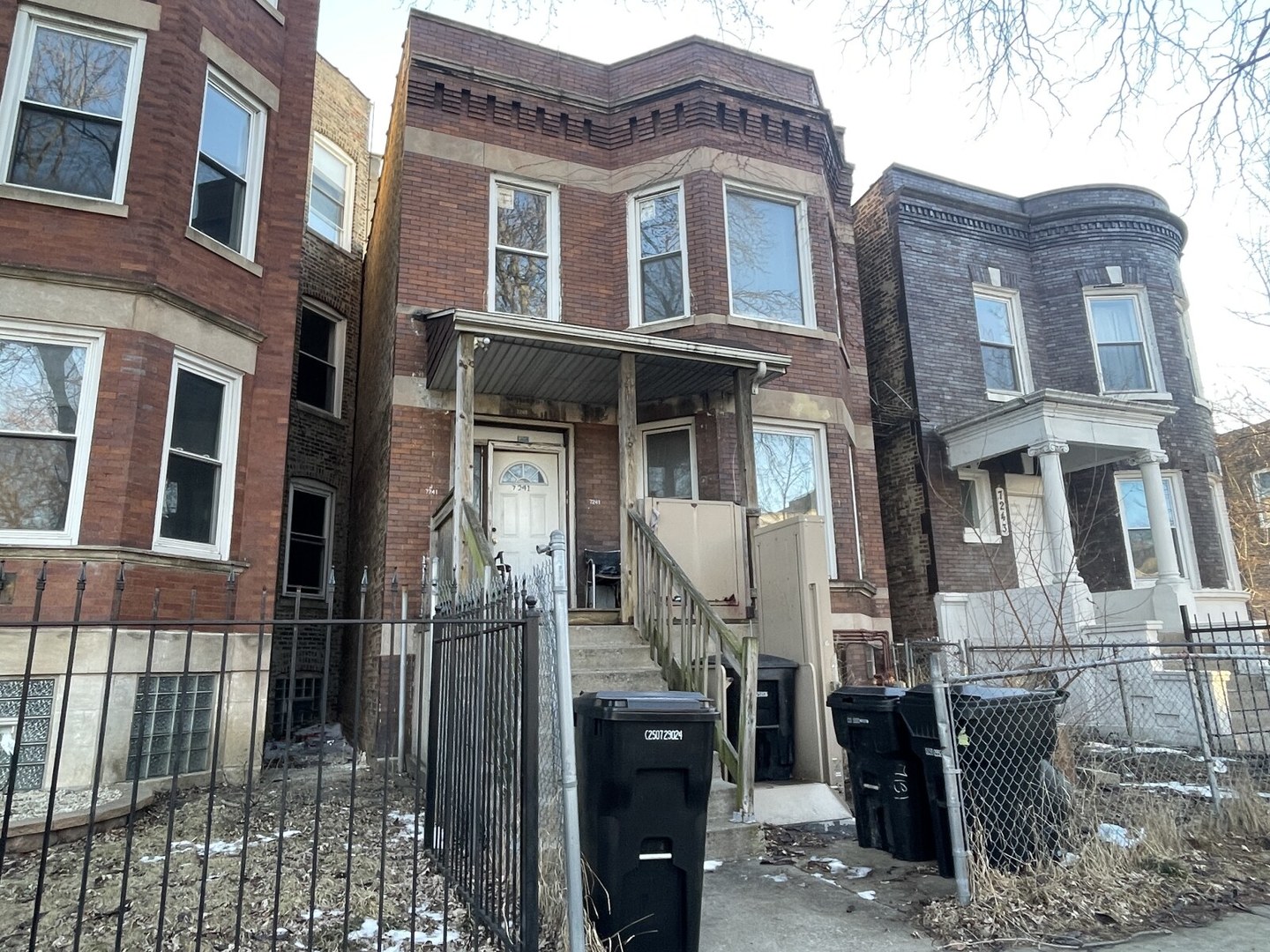 7241 S Yale Ave Chicago, IL 60621