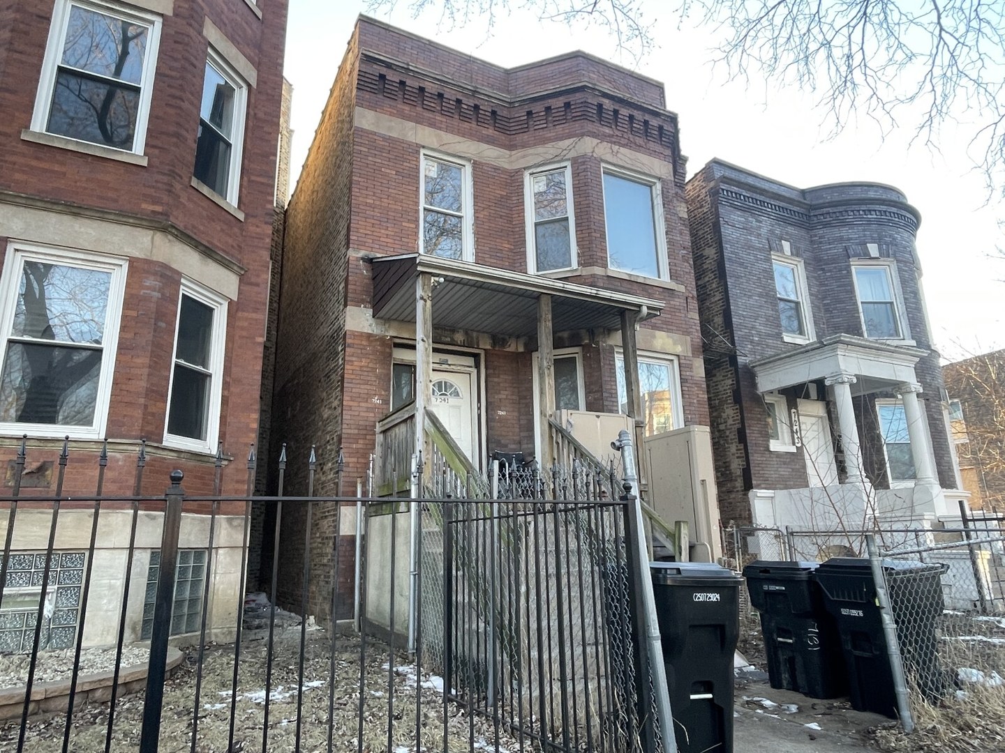 7241 S Yale Ave Chicago, IL 60621