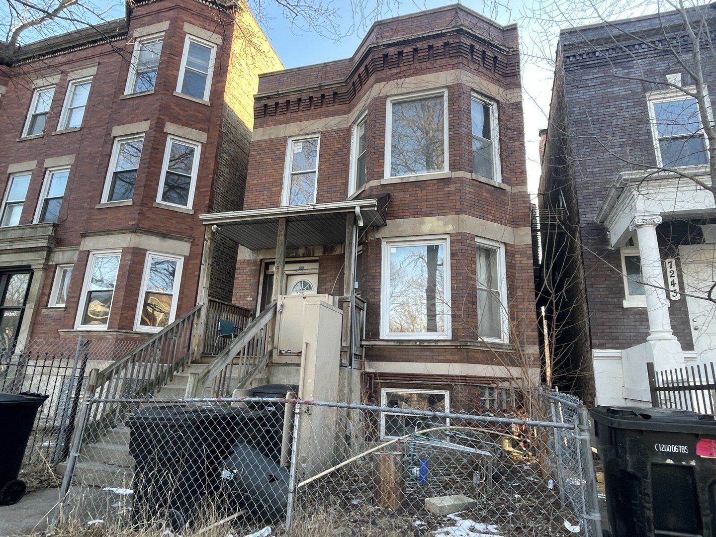 7241 S Yale Ave Chicago, IL 60621