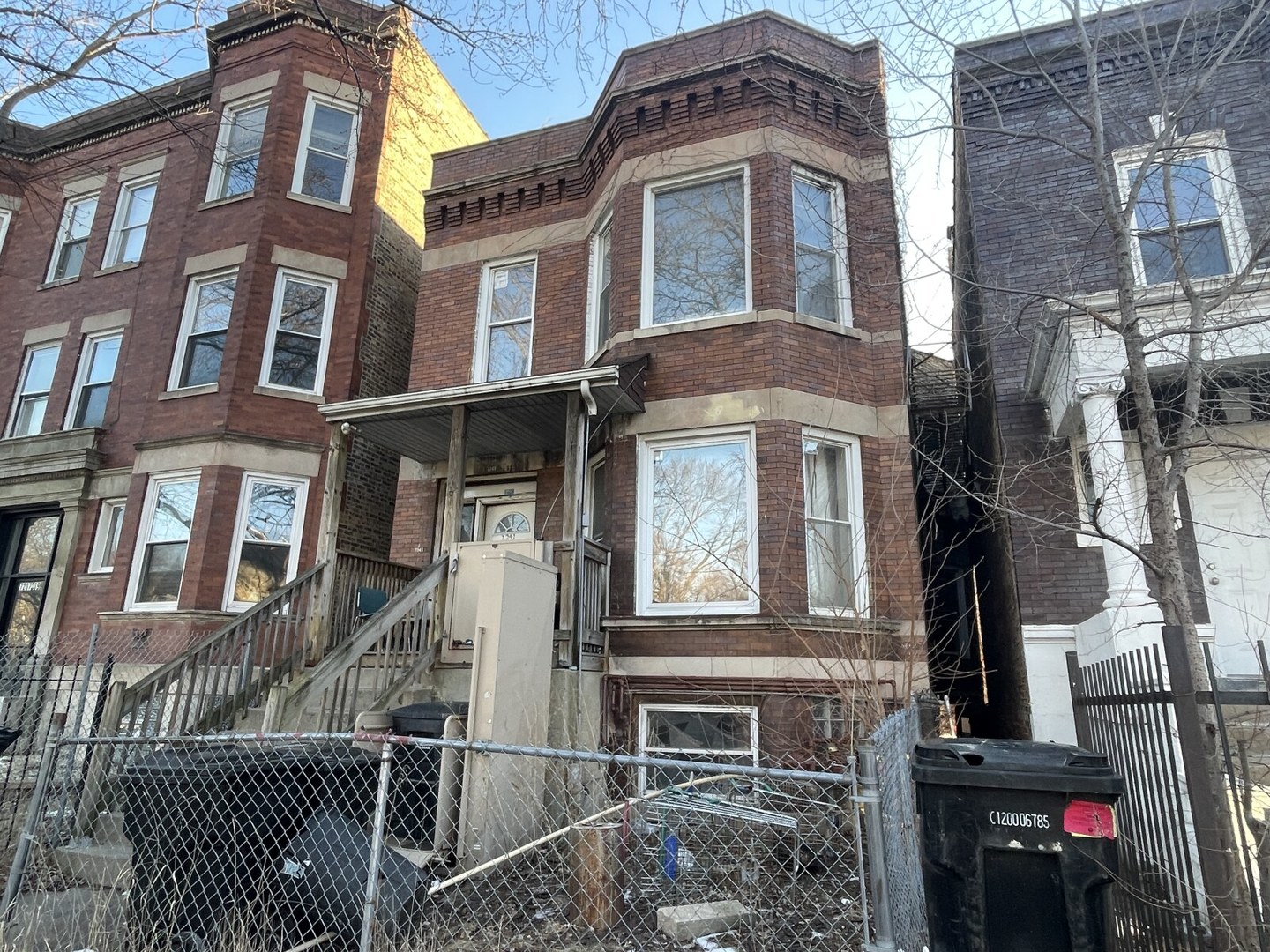 7241 S Yale Ave Chicago, IL 60621