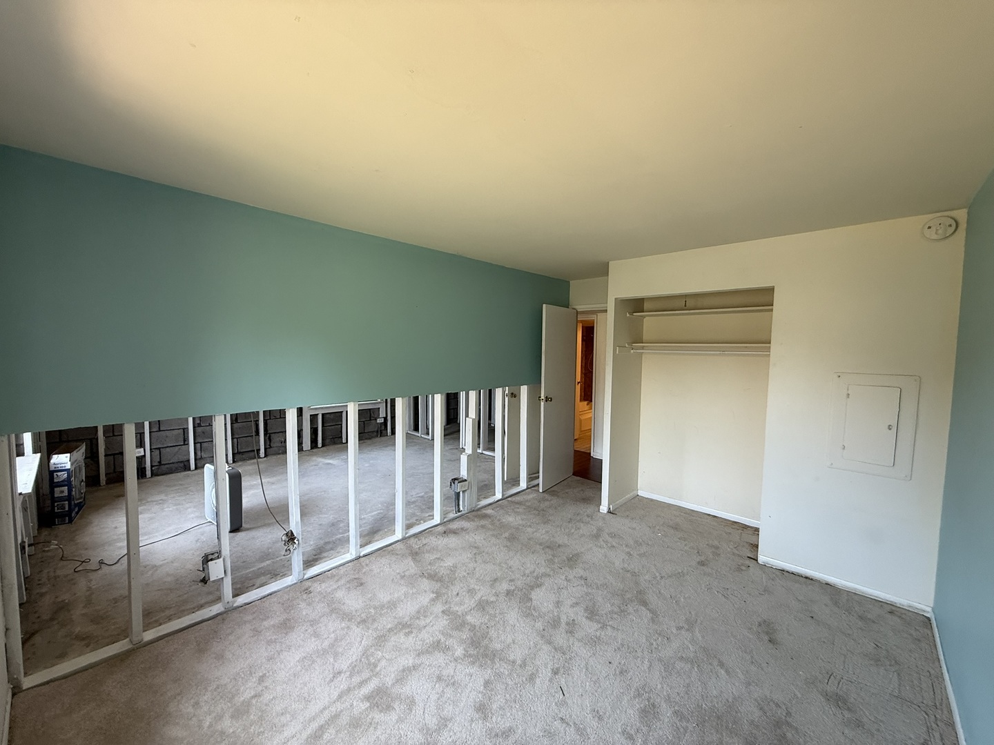 830 Elder Rd #111 Homewood, IL 60430