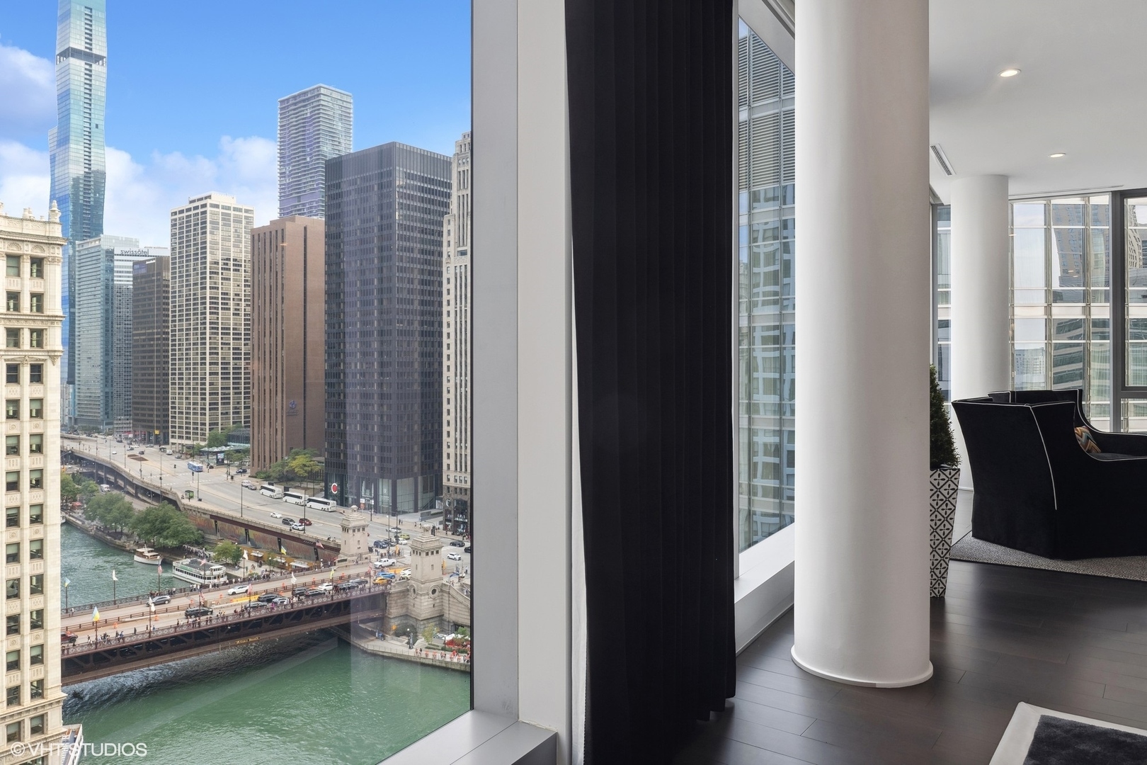 403 N Wabash Ave #14A Chicago, IL 60611