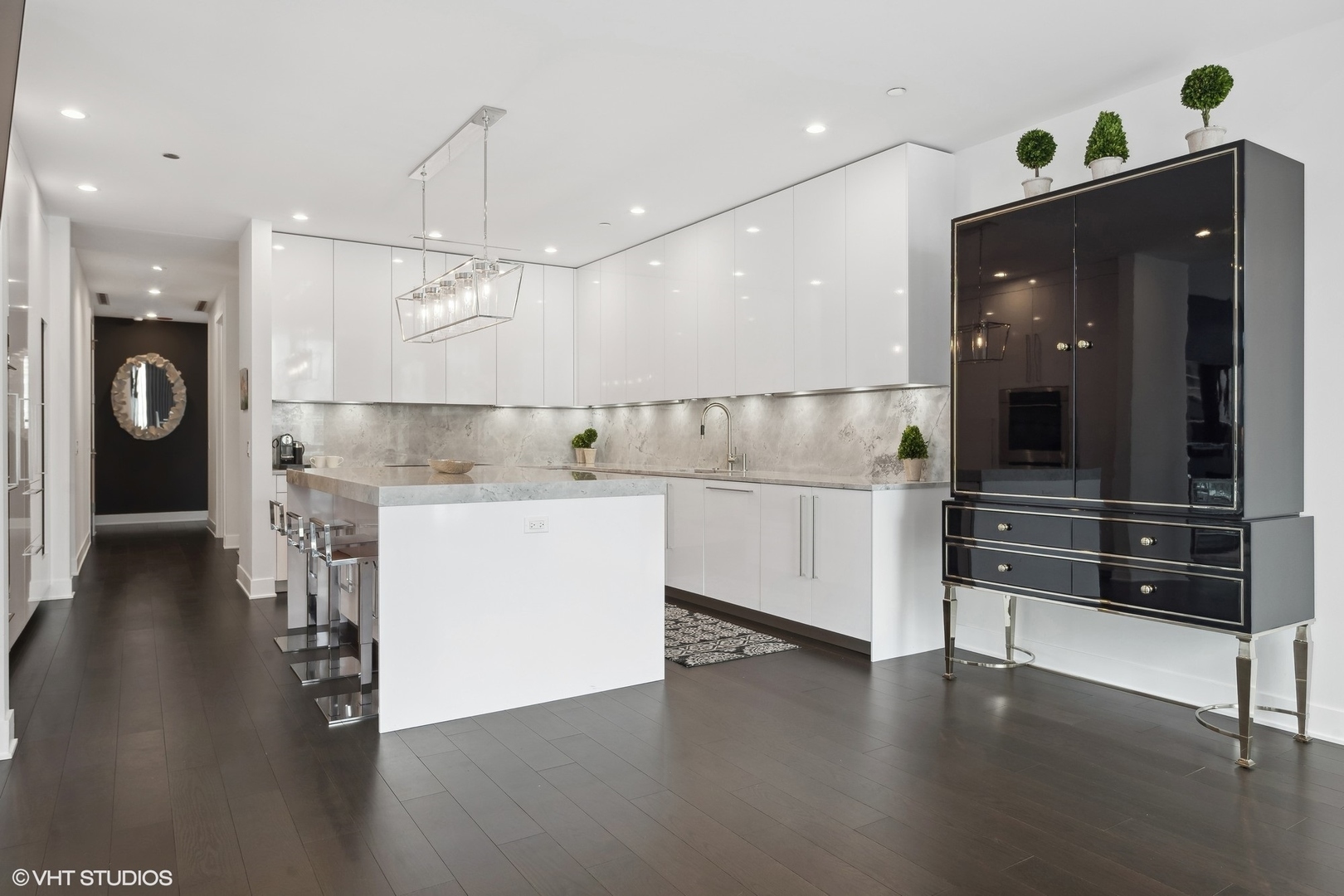 403 N Wabash Ave #14A Chicago, IL 60611