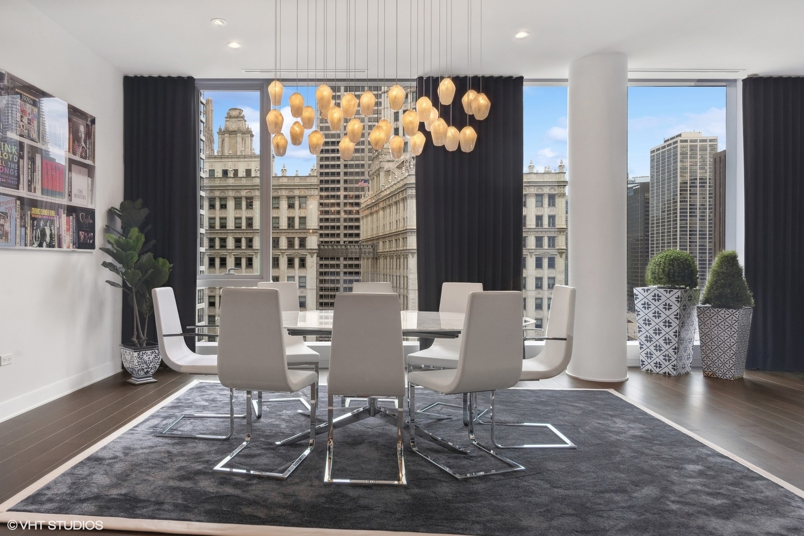 403 N Wabash Ave #14A Chicago, IL 60611