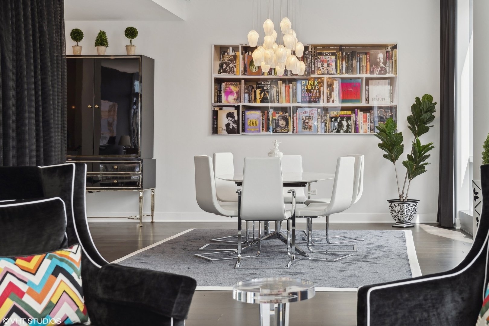 403 N Wabash Ave #14A Chicago, IL 60611