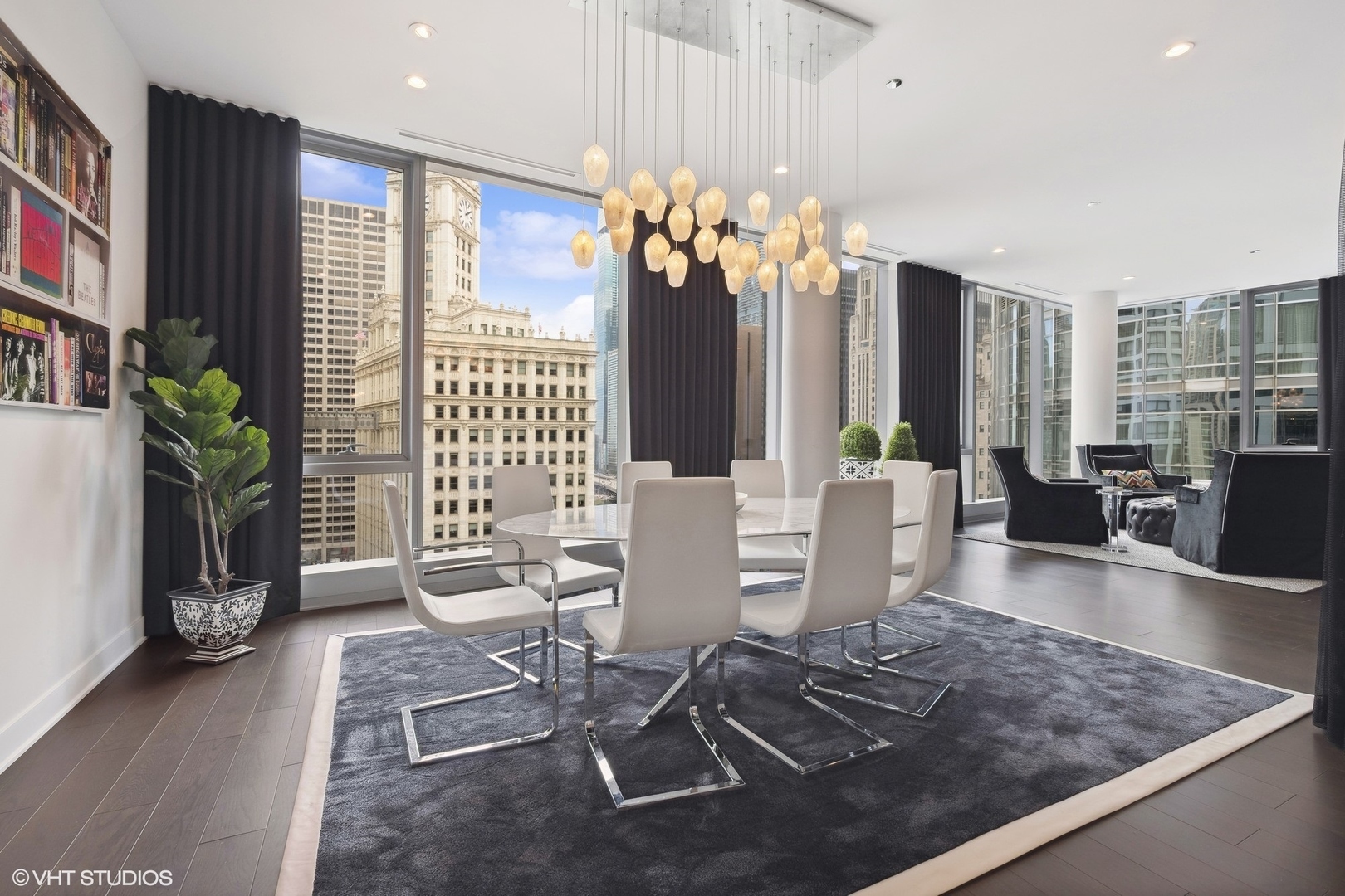 403 N Wabash Ave #14A Chicago, IL 60611