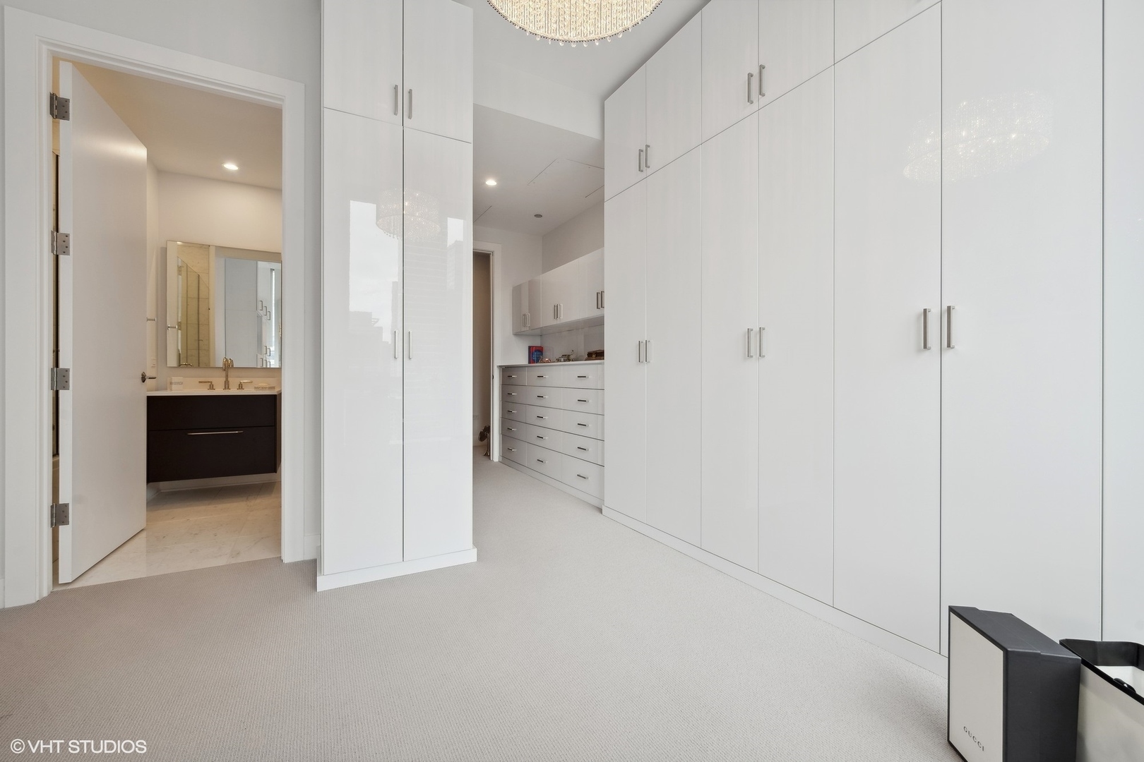 403 N Wabash Ave #14A Chicago, IL 60611