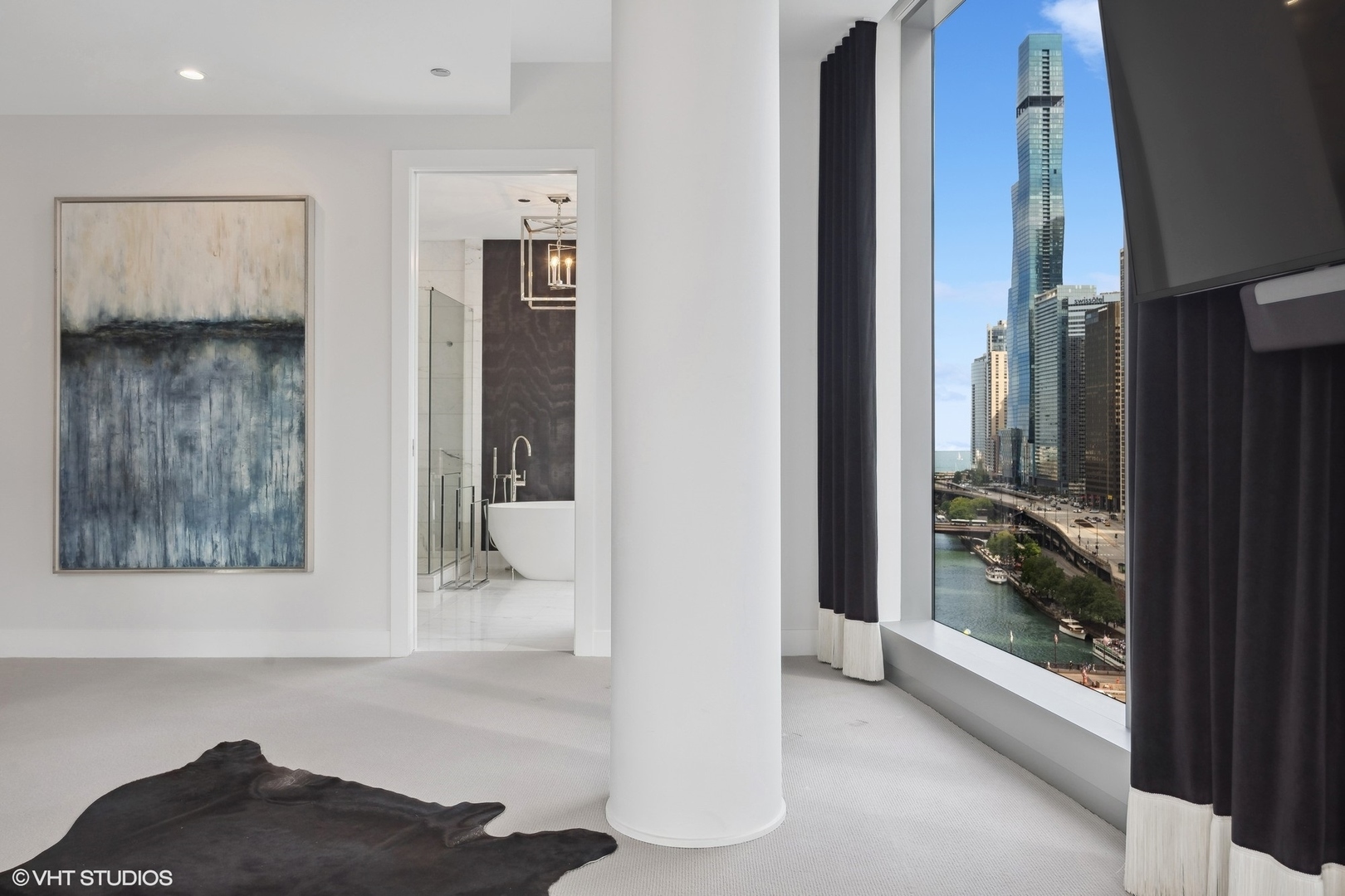 403 N Wabash Ave #14A Chicago, IL 60611