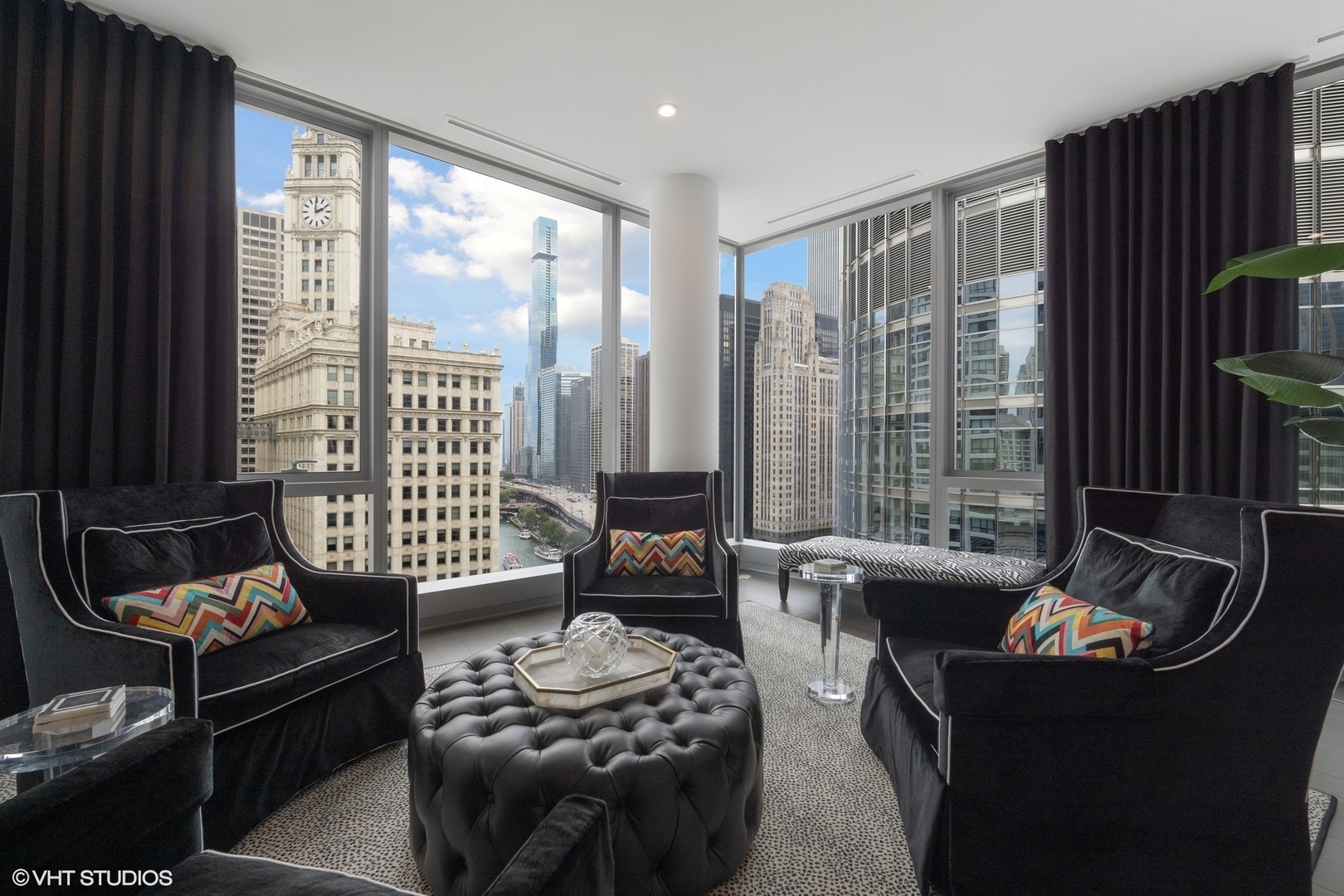 403 N Wabash Ave #14A Chicago, IL 60611