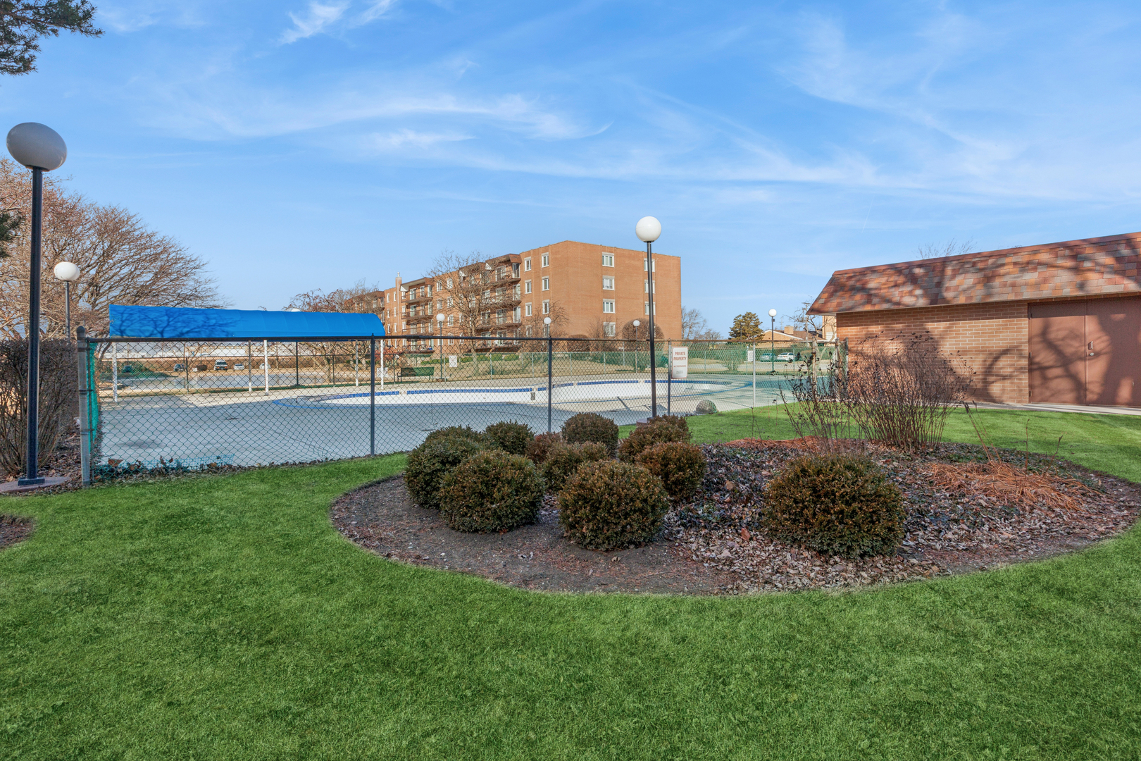 9500 N Washington St #505 Niles, IL 60714