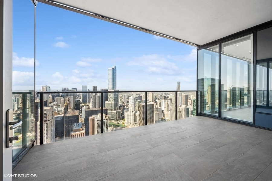 363 E Wacker Dr #5801 Chicago, IL 60601