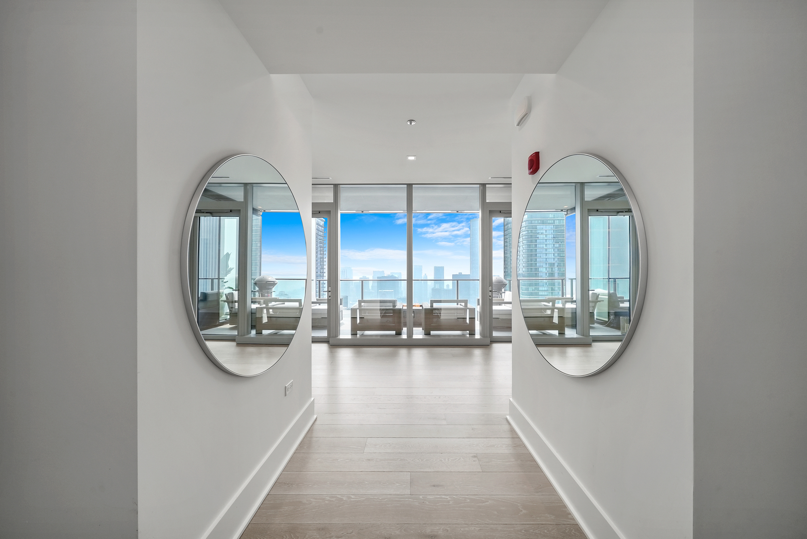 363 E Wacker Dr #5801 Chicago, IL 60601