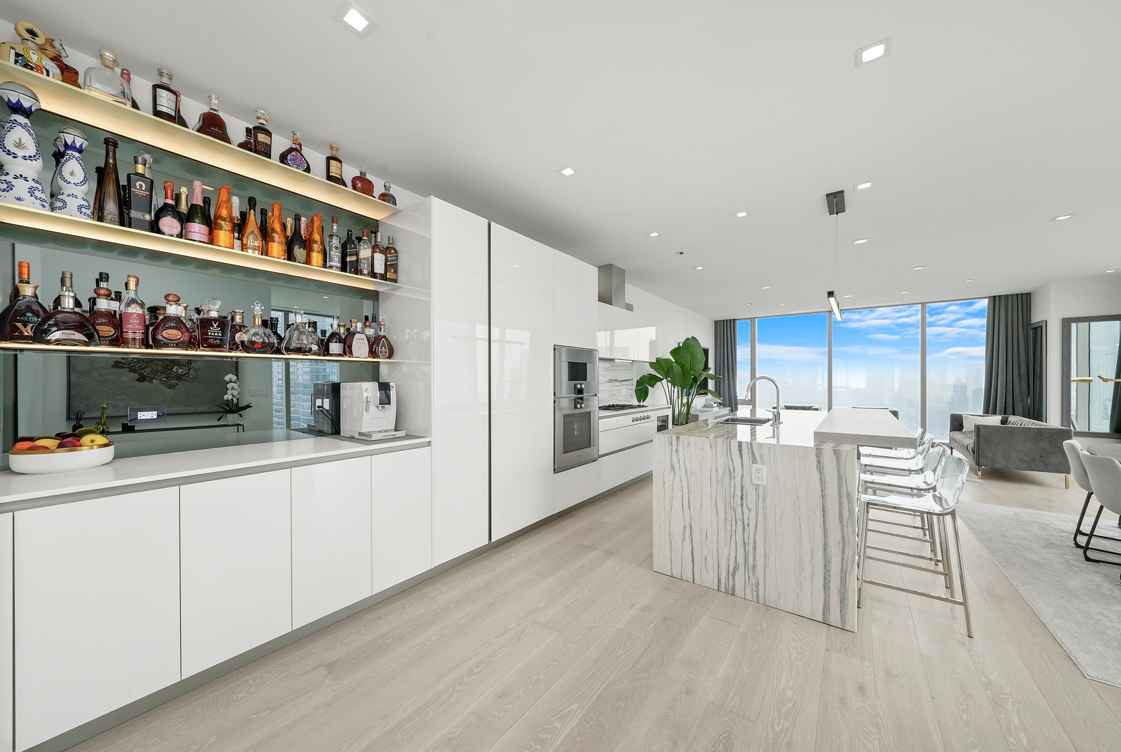 363 E Wacker Dr #5801 Chicago, IL 60601