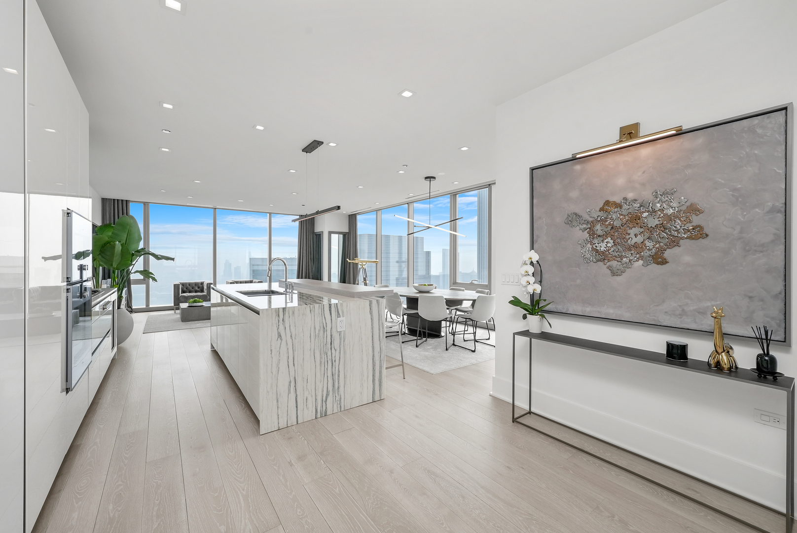 363 E Wacker Dr #5801 Chicago, IL 60601