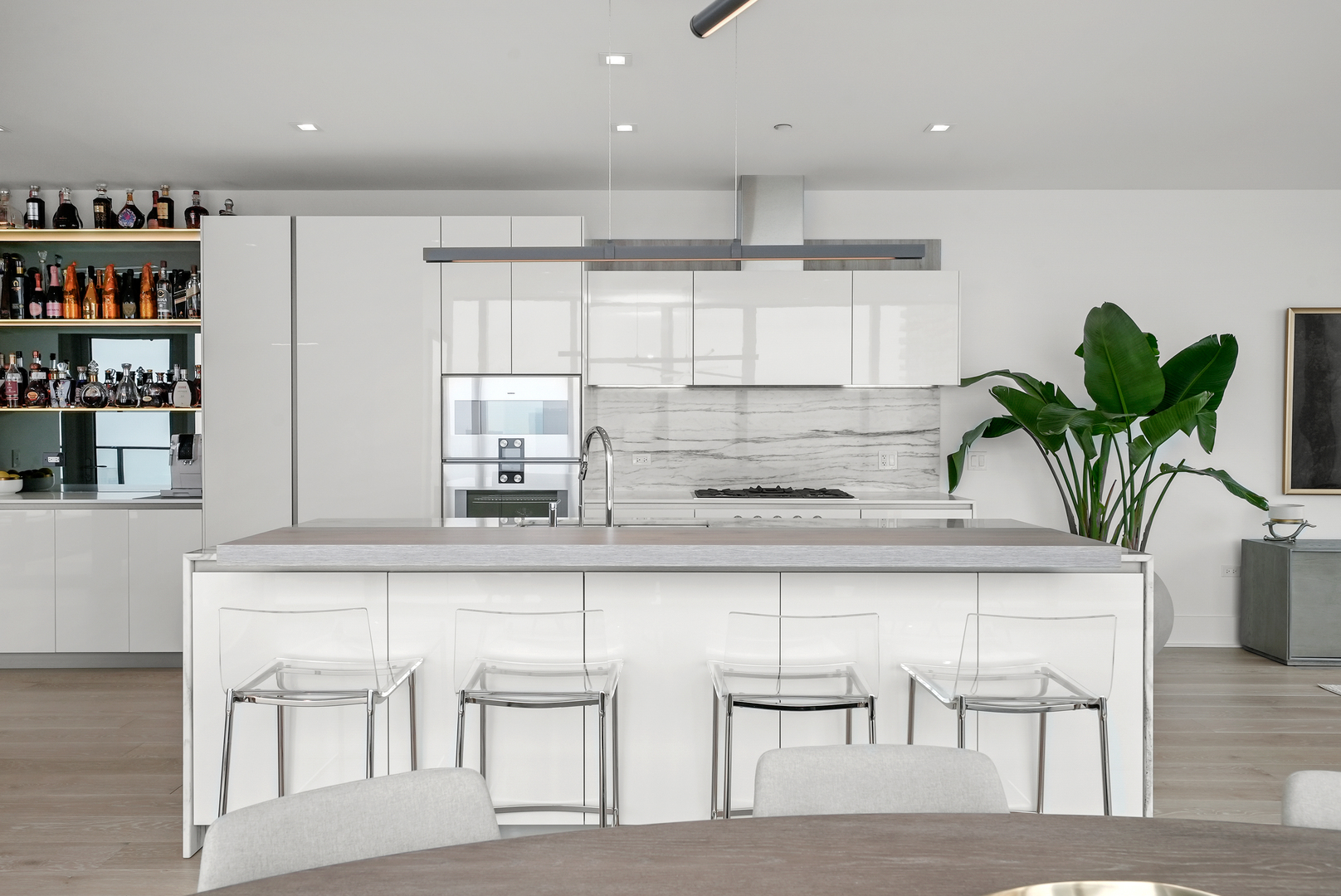 363 E Wacker Dr #5801 Chicago, IL 60601