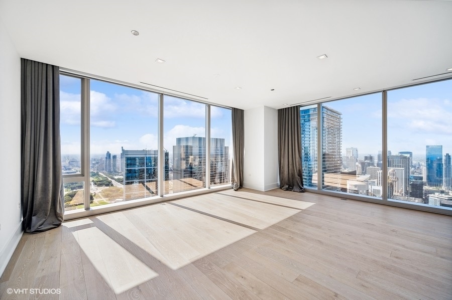 363 E Wacker Dr #5801 Chicago, IL 60601