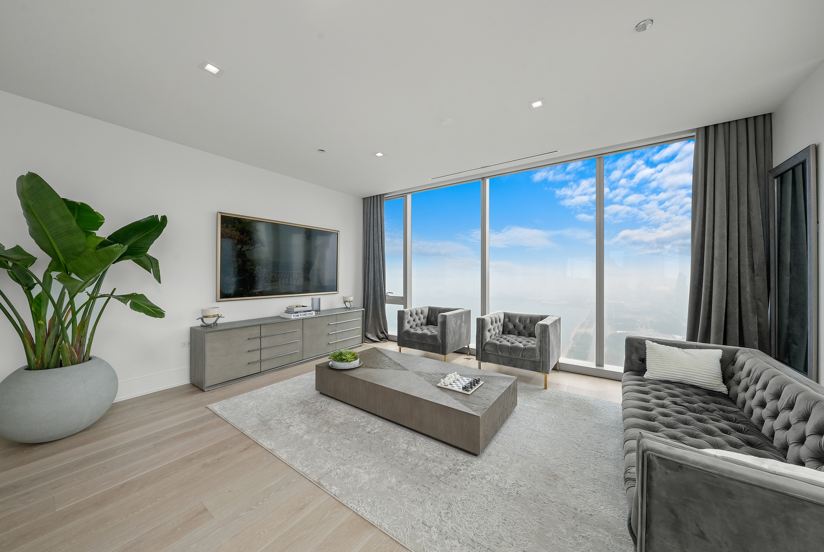 363 E Wacker Dr #5801 Chicago, IL 60601