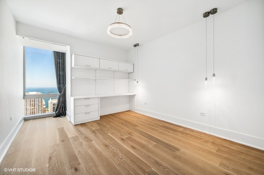 363 E Wacker Dr #5801 Chicago, IL 60601