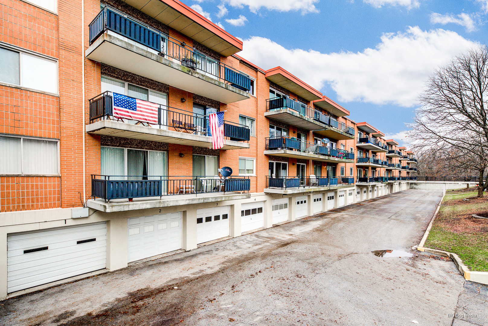 940 Holbrook Rd #33B Homewood, IL 60430