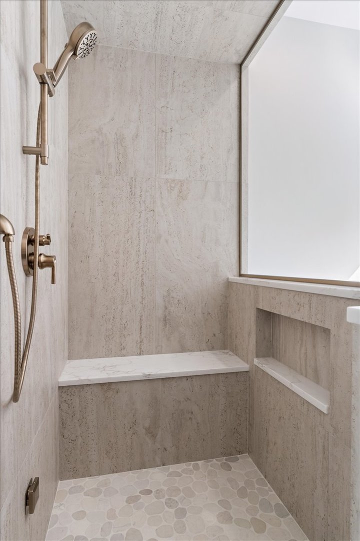 3036 N Sheffield Ave #3 Chicago, IL 60657