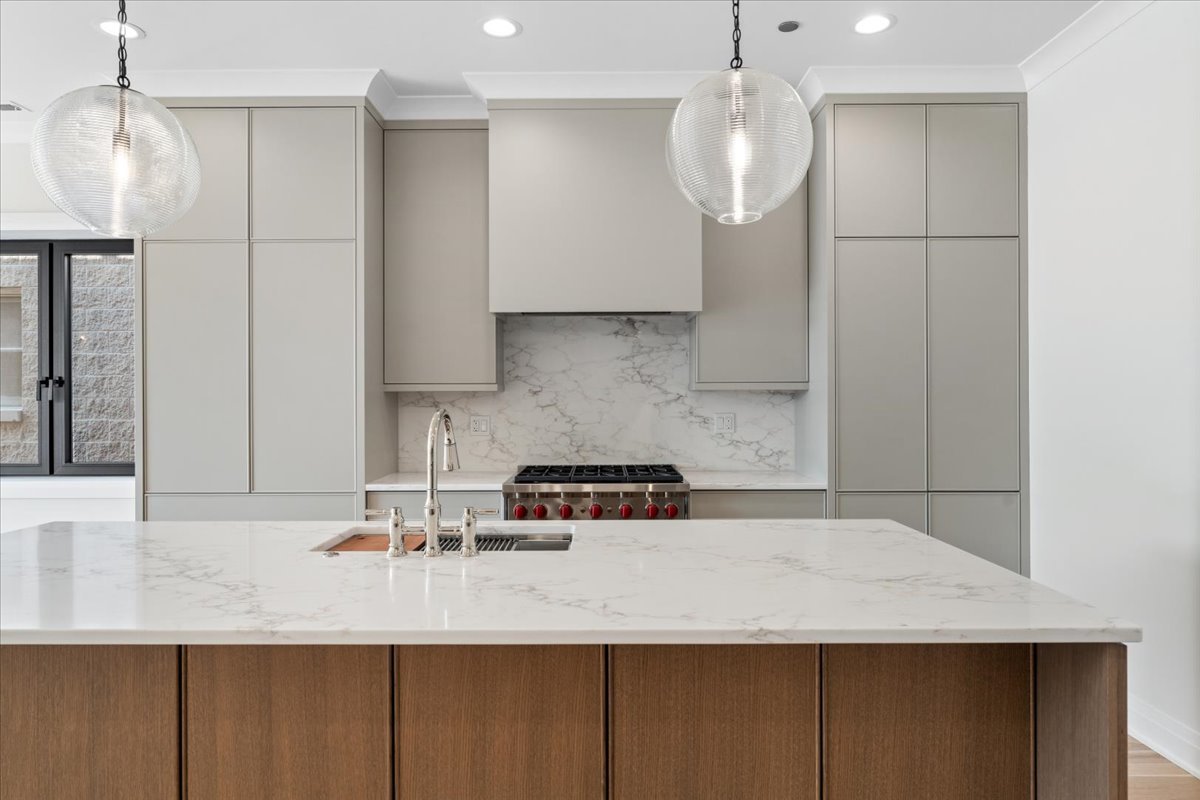 3036 N Sheffield Ave #3 Chicago, IL 60657