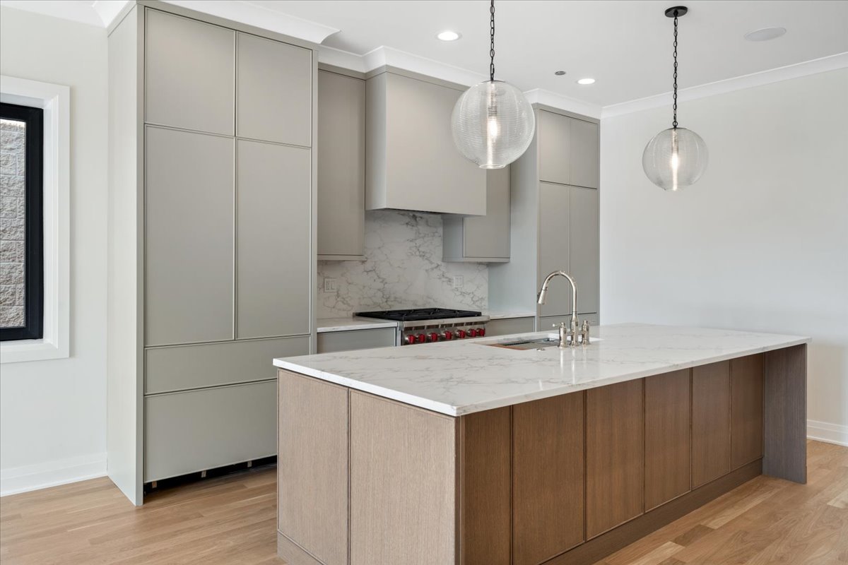 3036 N Sheffield Ave #3 Chicago, IL 60657