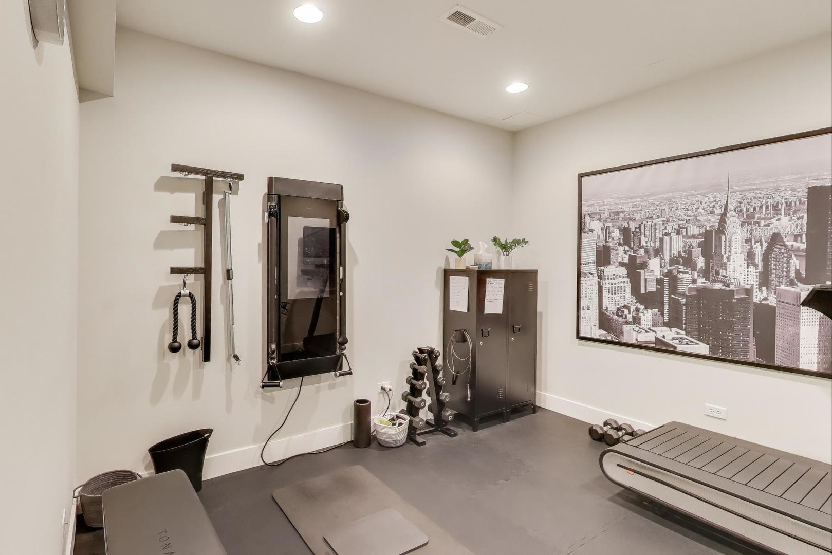 1422 Gregory Ave Wilmette, IL 60091