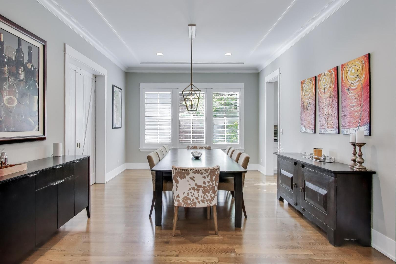 1422 Gregory Ave Wilmette, IL 60091