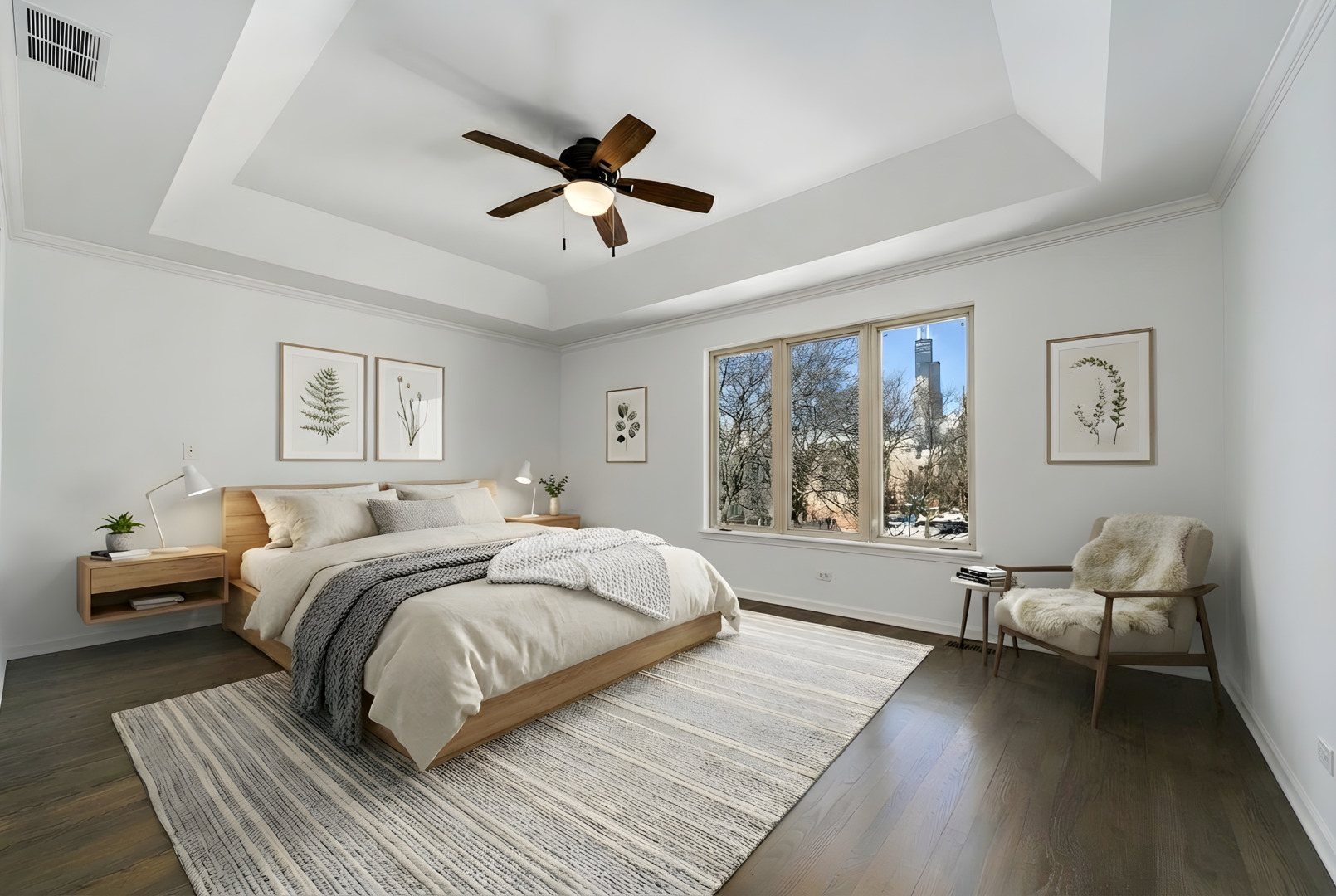 58 W 15th St Chicago, IL 60605