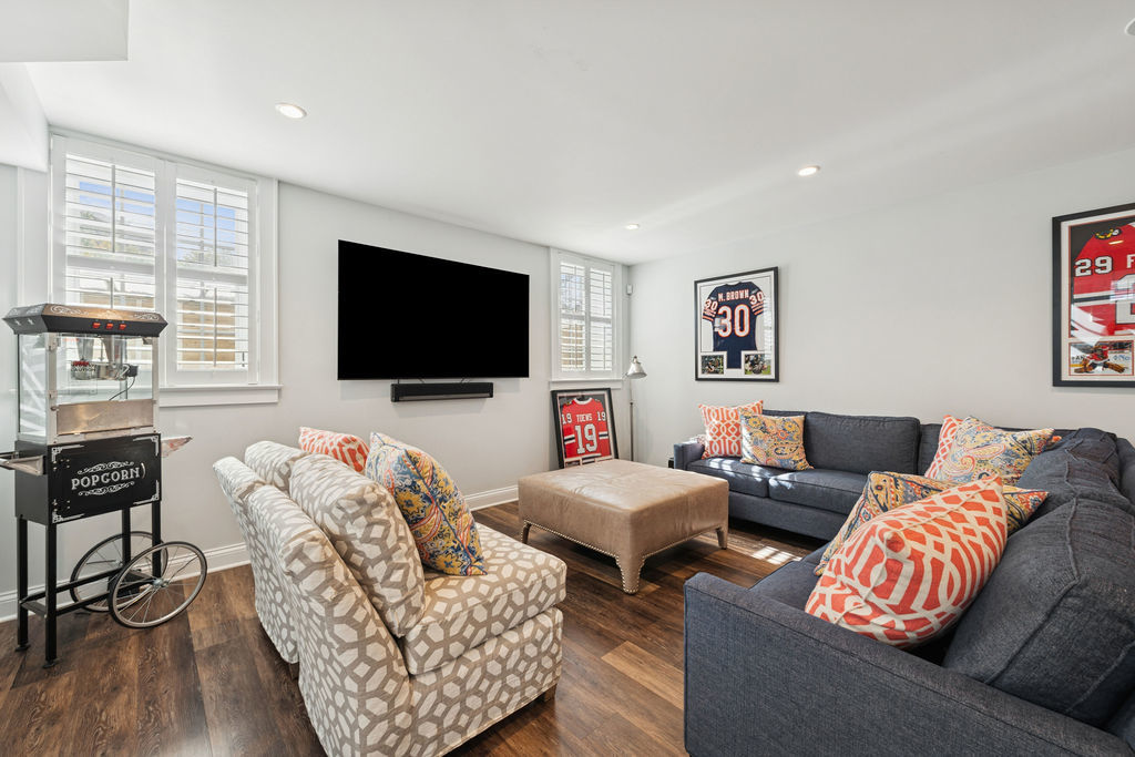 925 Ashland Ave Wilmette, IL 60091