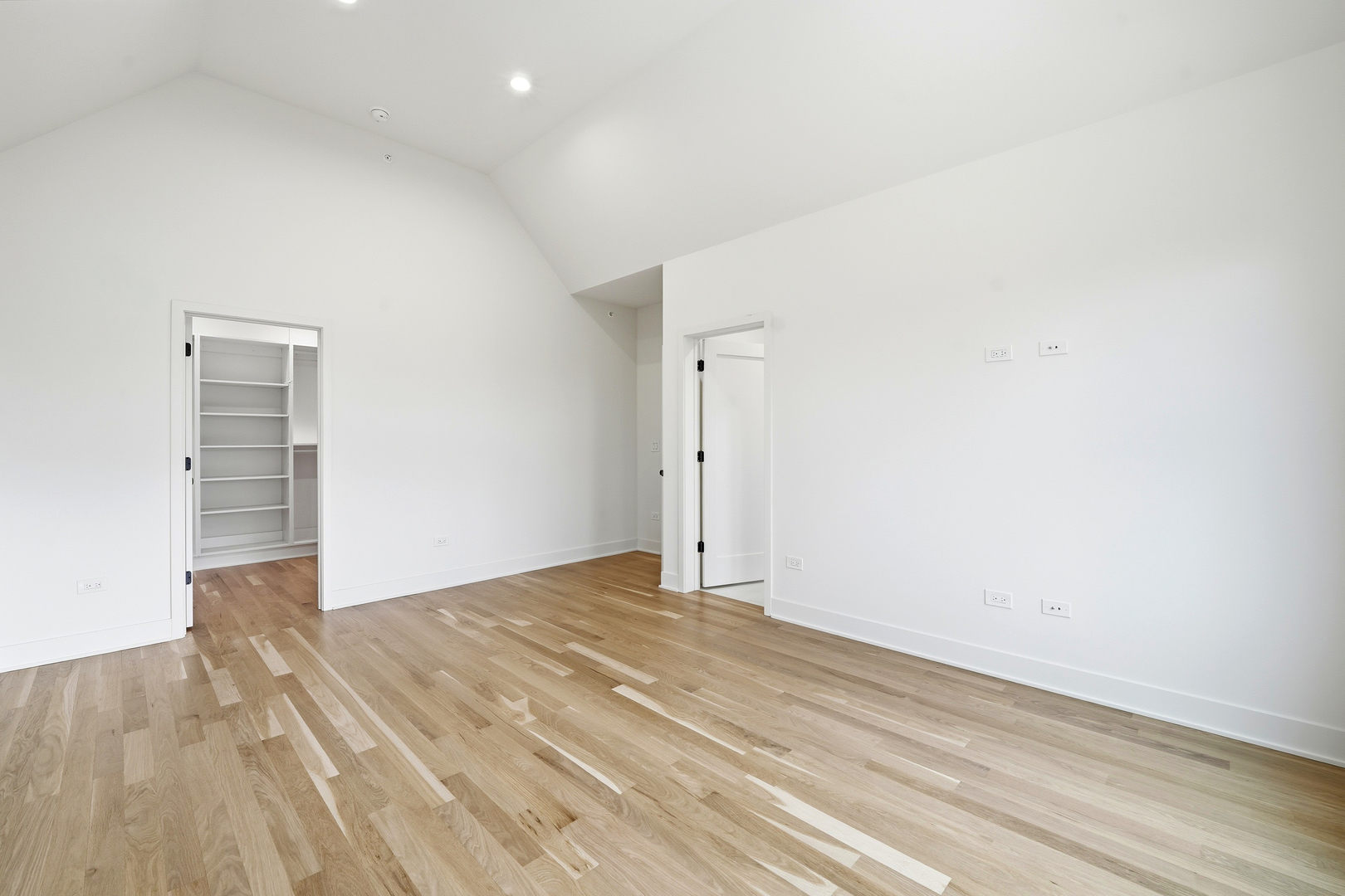 944 Rosemary Ter Deerfield, IL 60015