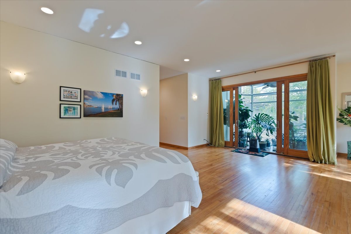 3464 Old Mill Rd Highland Park, IL 60035