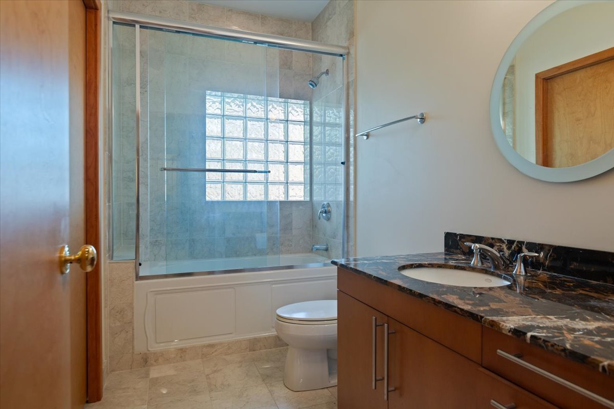 3464 Old Mill Rd Highland Park, IL 60035