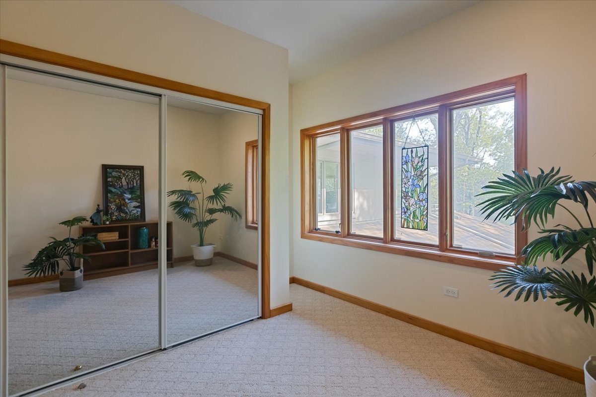 3464 Old Mill Rd Highland Park, IL 60035