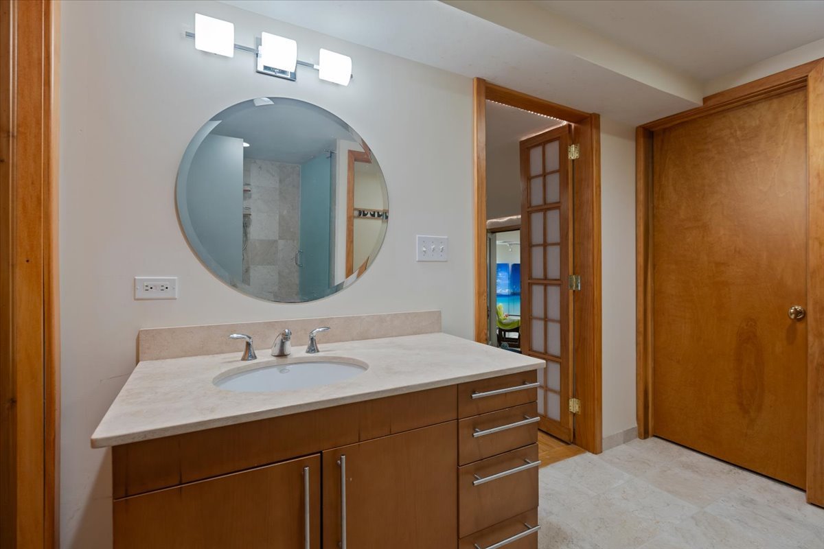 3464 Old Mill Rd Highland Park, IL 60035