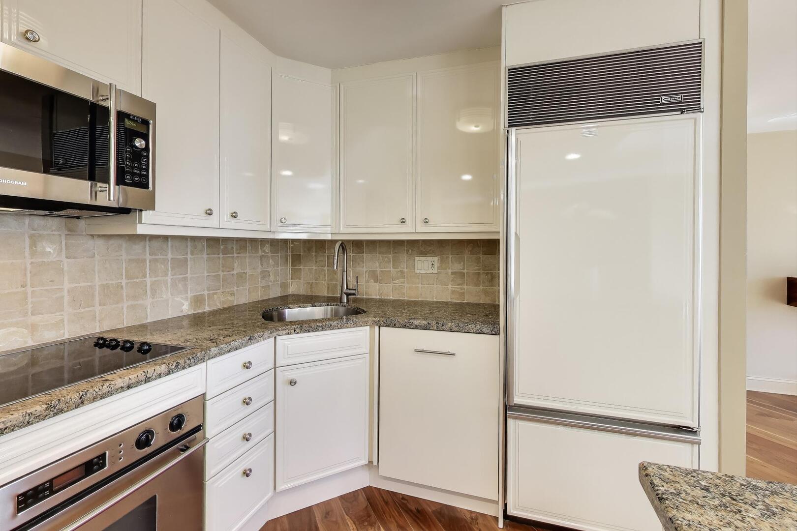 155 N Hbr Dr #3301-3302-3314 Chicago, IL 60601