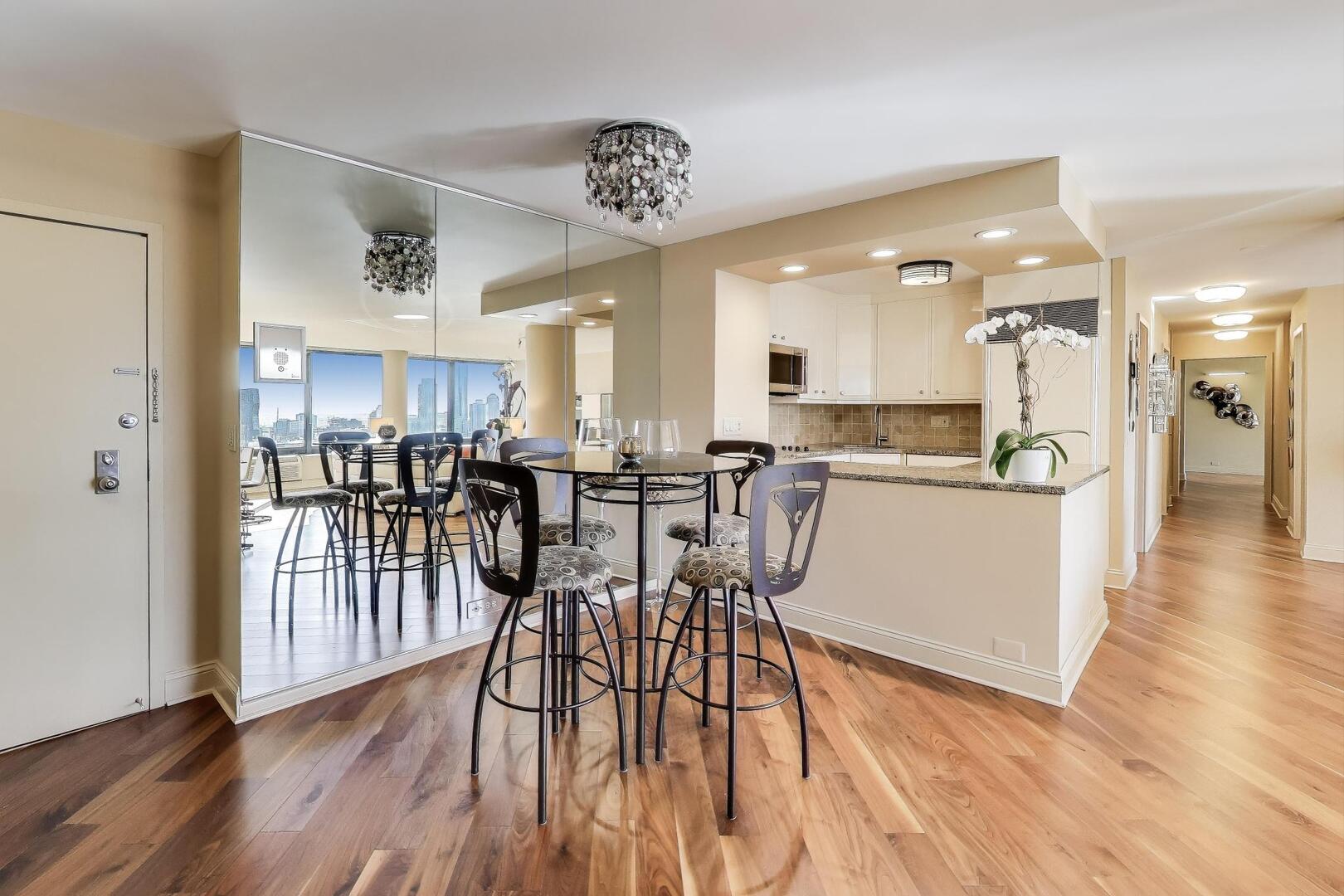 155 N Hbr Dr #3301-3302-3314 Chicago, IL 60601