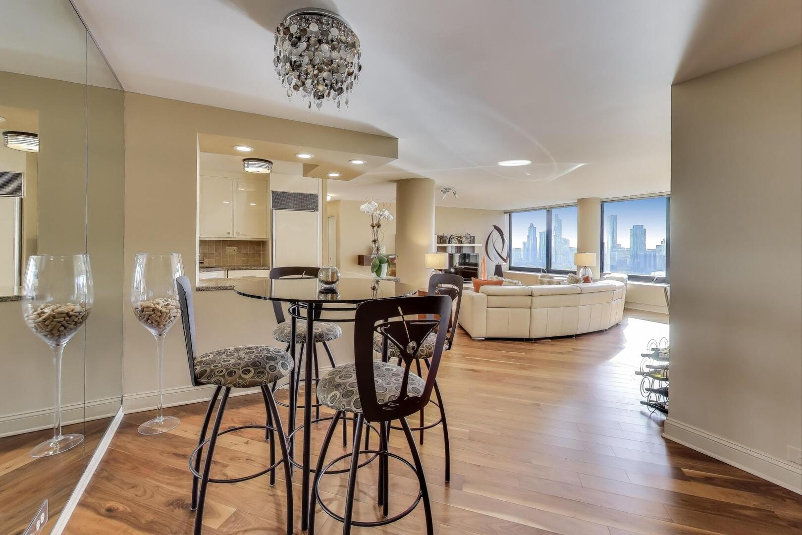 155 N Hbr Dr #3301-3302-3314 Chicago, IL 60601