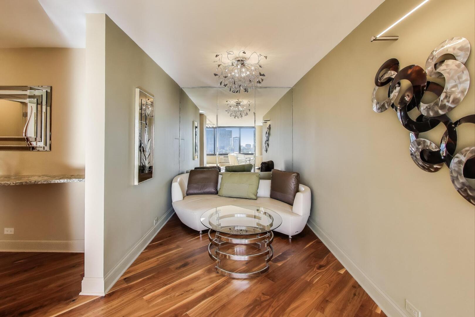 155 N Hbr Dr #3301-3302-3314 Chicago, IL 60601