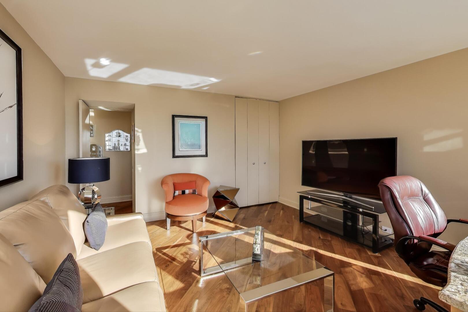 155 N Hbr Dr #3301-3302-3314 Chicago, IL 60601