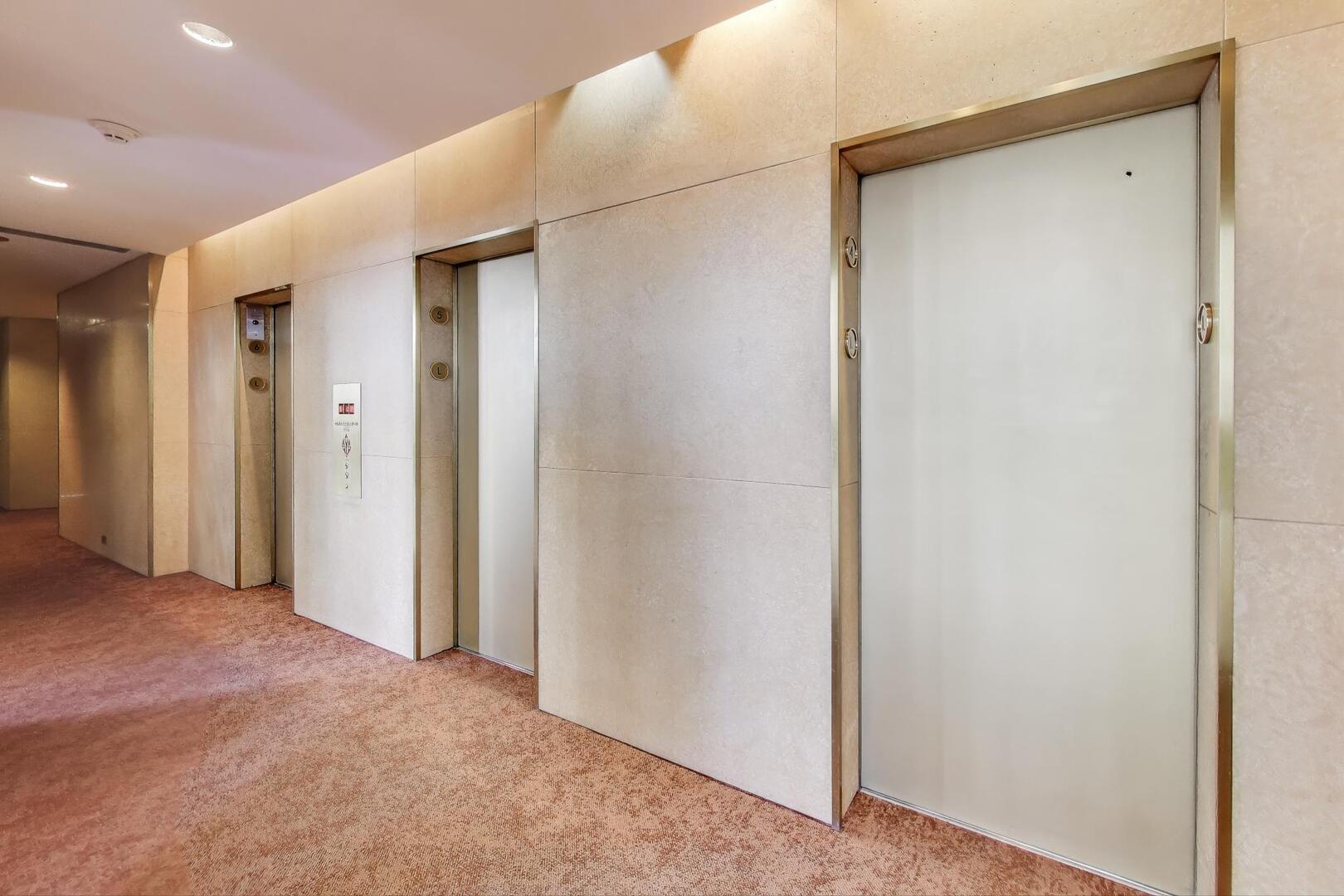 155 N Hbr Dr #3301-3302-3314 Chicago, IL 60601